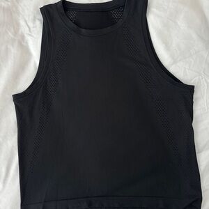 Lululemon Train to Be Tank Top Black Size 8